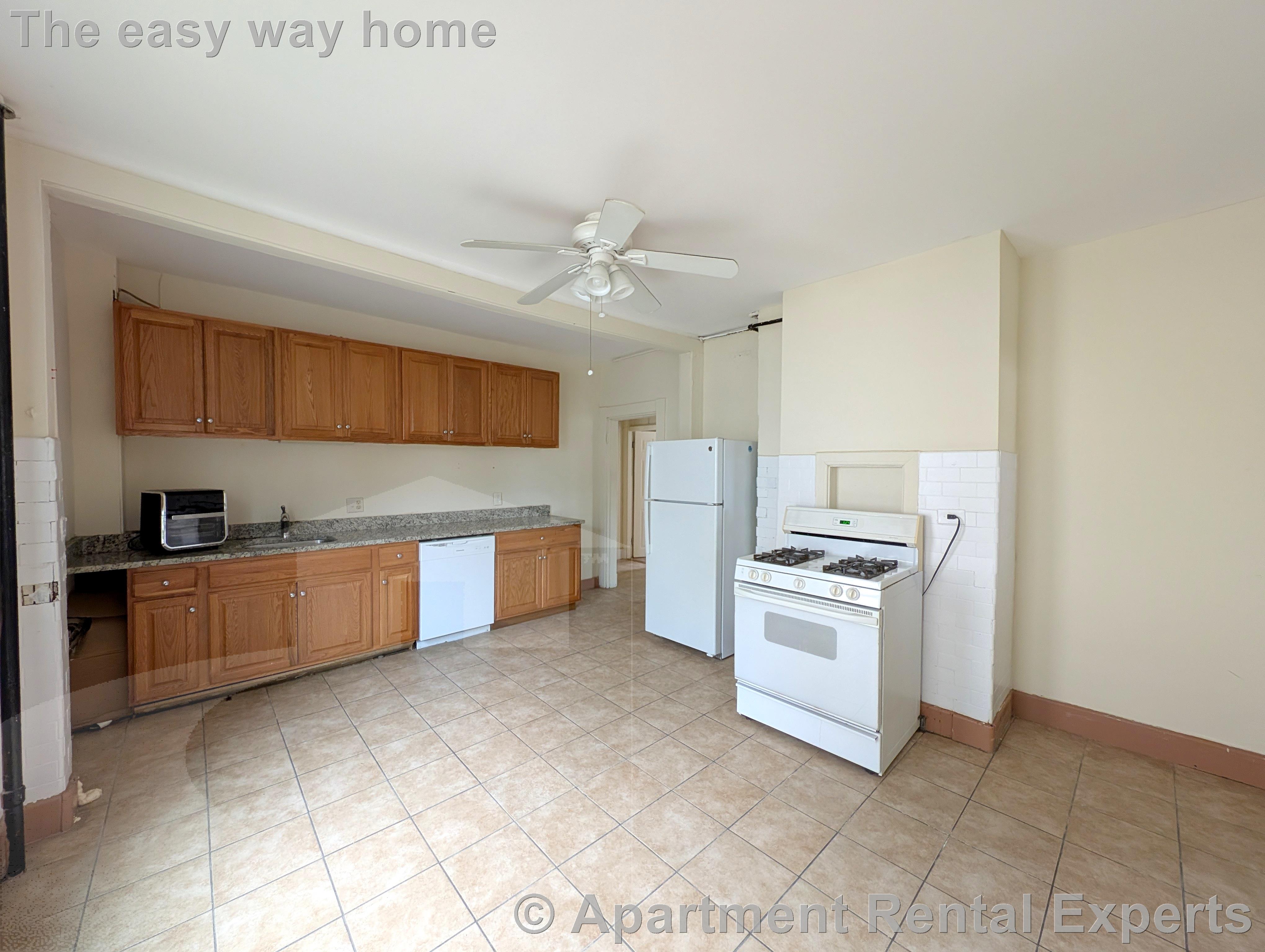 102 Sycamore St, Winter Hill