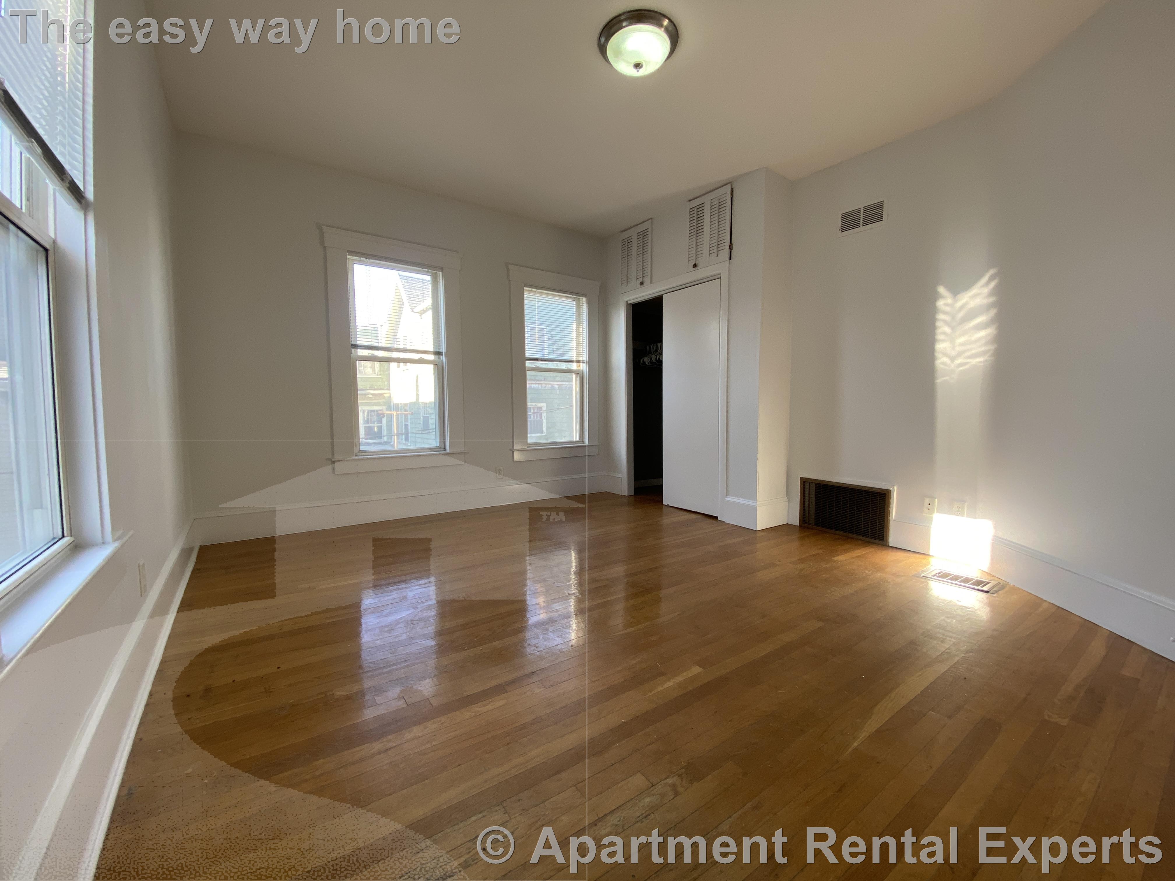 21 Mt Vernon Park, Malden Center