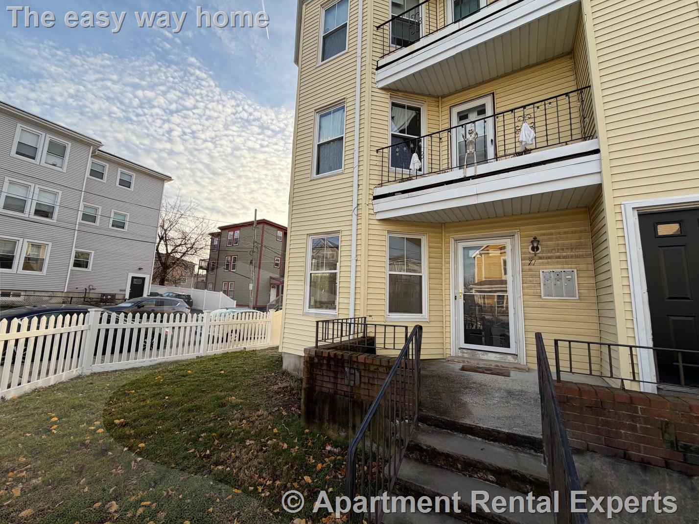 71 Winchester St, Ball Square