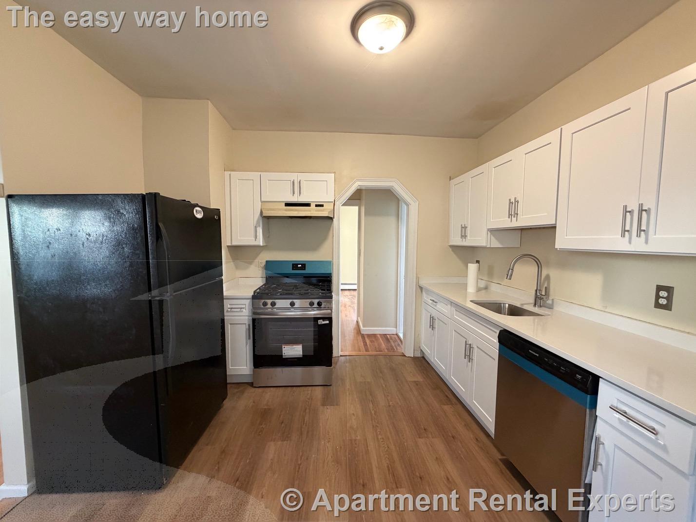 71 Winchester St, Ball Square