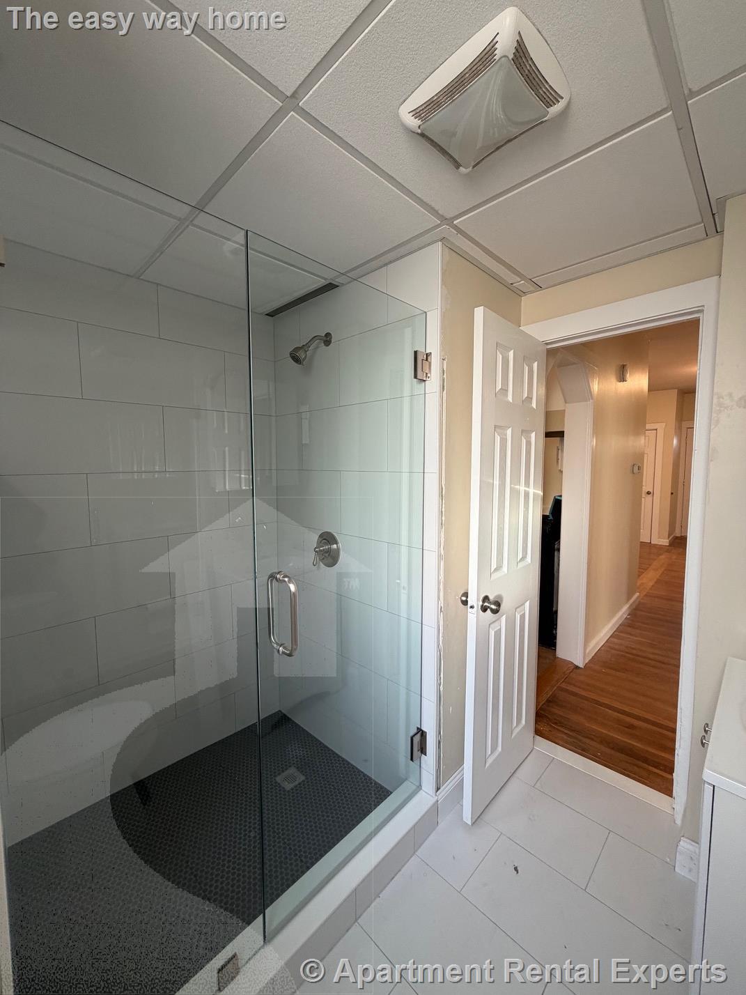 71 Winchester St, Ball Square