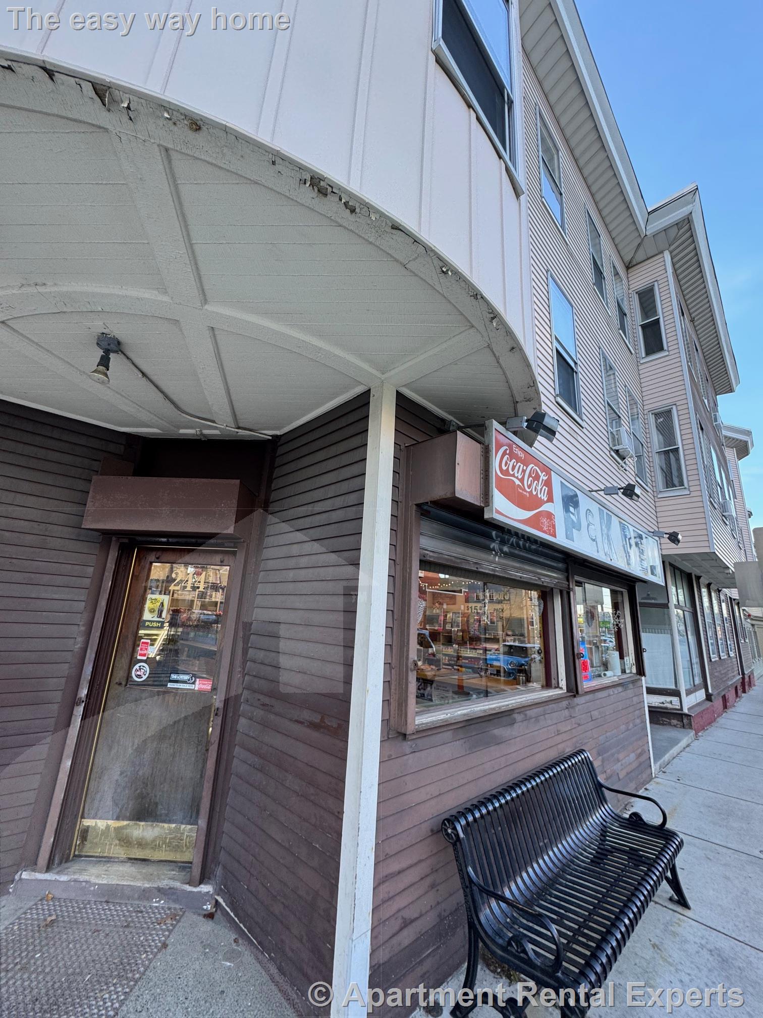 250 Beacon St, Baldwin