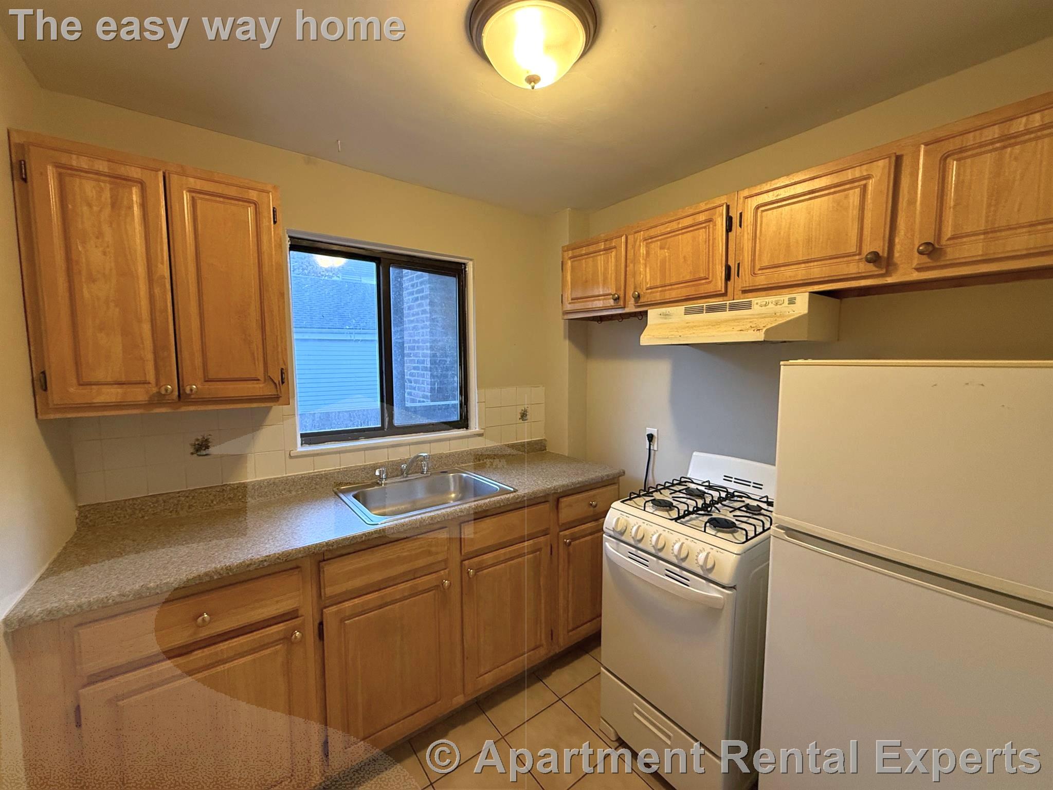 48 Bishop Allen Dr, Central Square