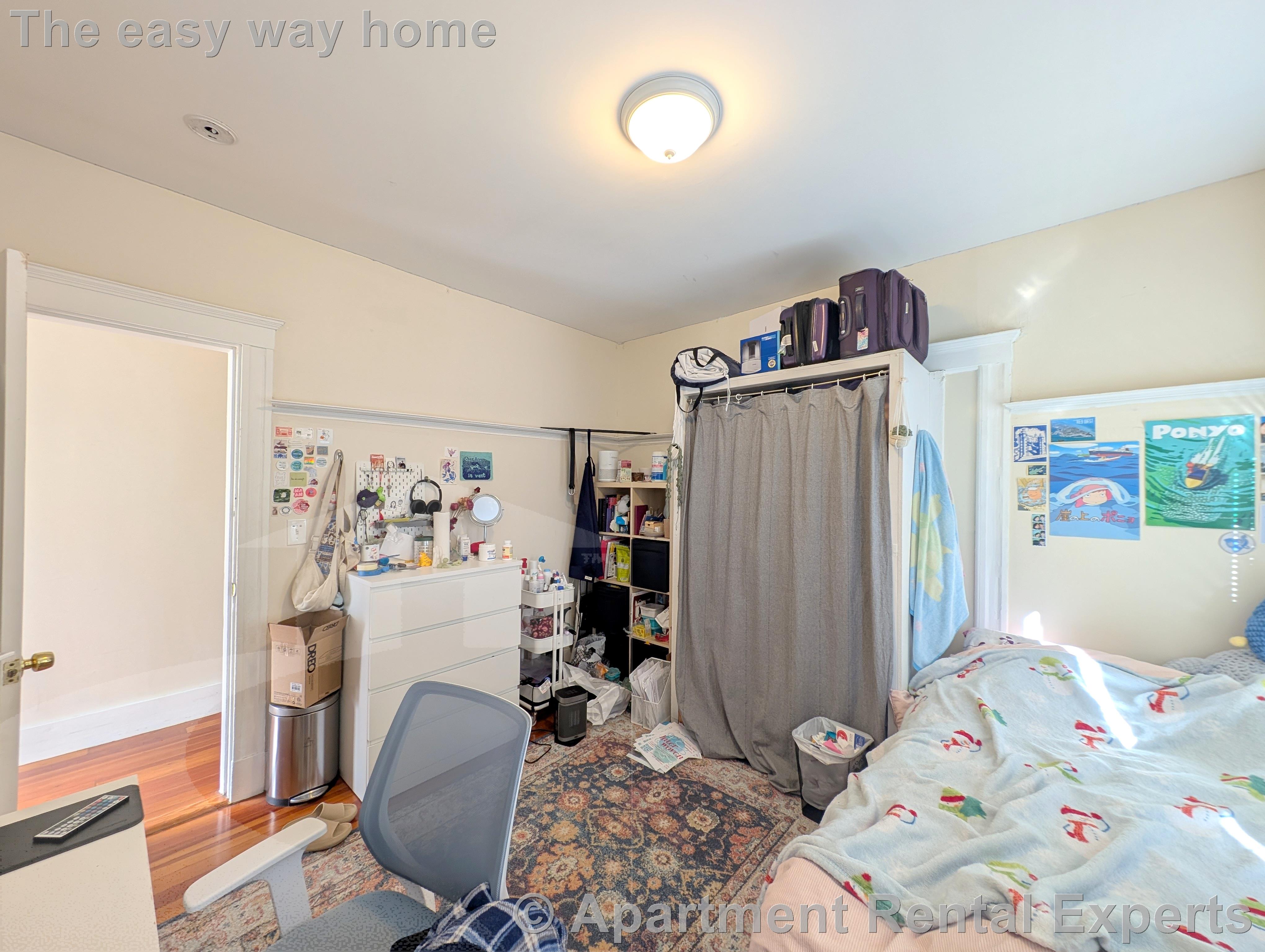 300 Boston Ave, Tufts