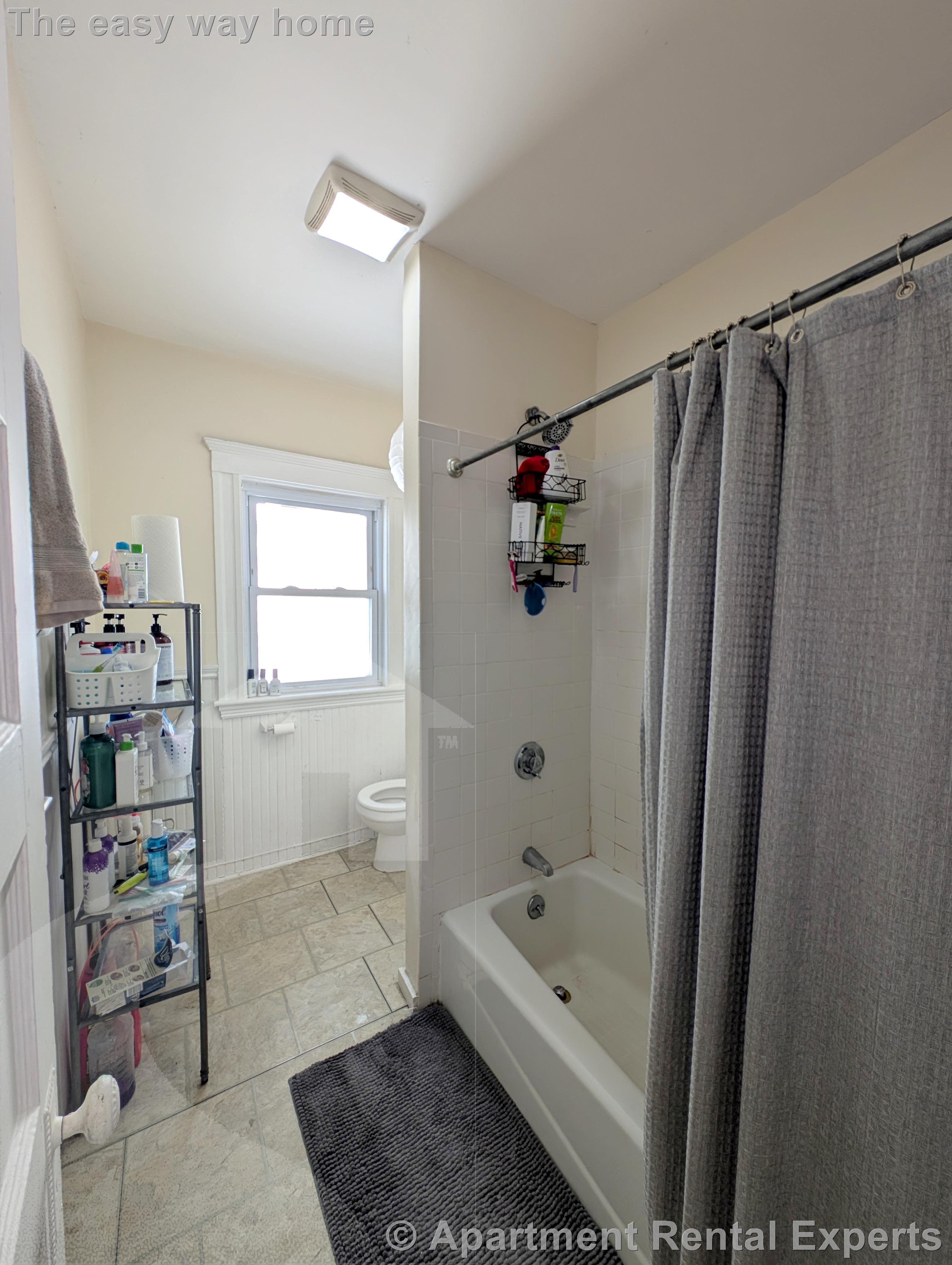 300 Boston Ave, Tufts