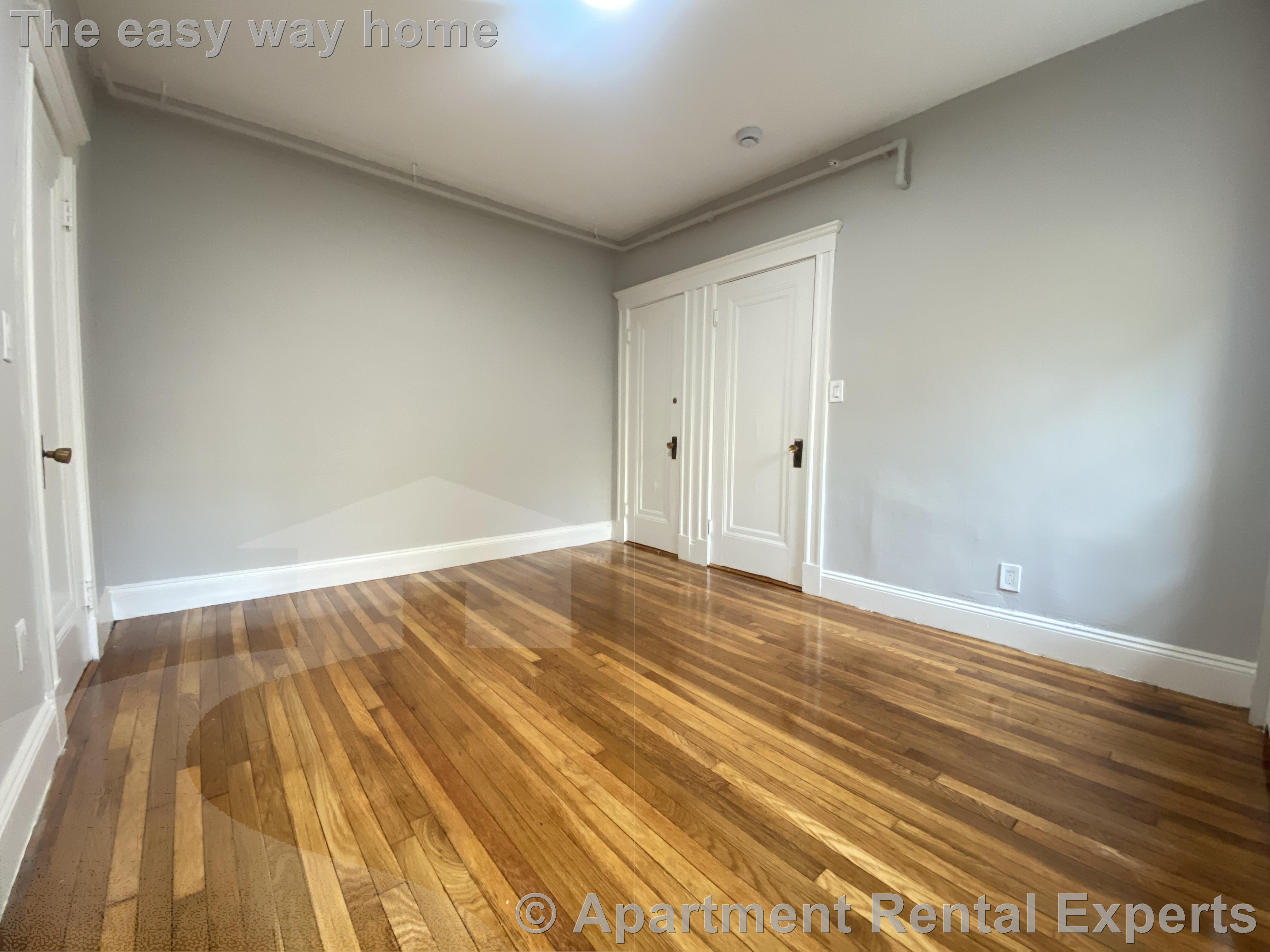 1558 Massachusetts Ave, Harvard Square