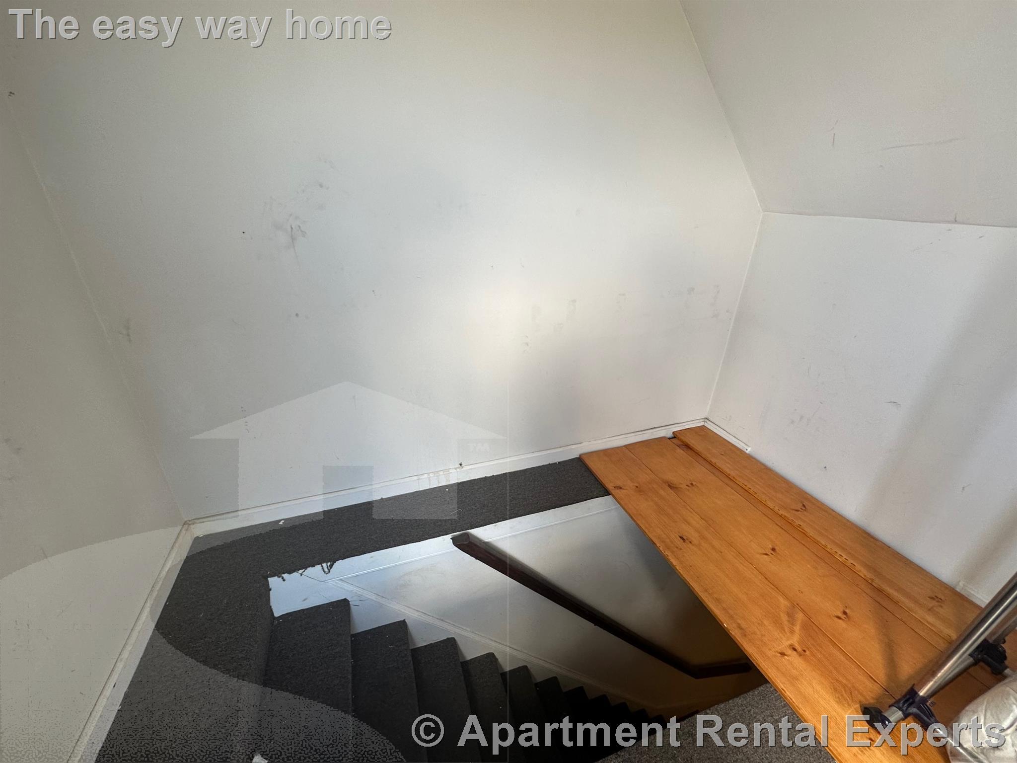 4 Bishop Allen Dr, Central Square