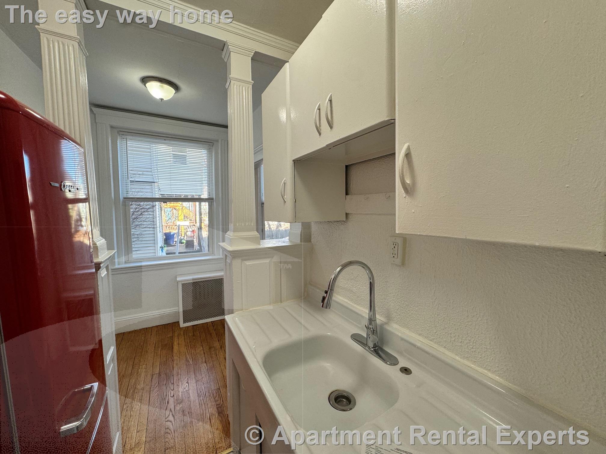 170 Maple St, Malden Center