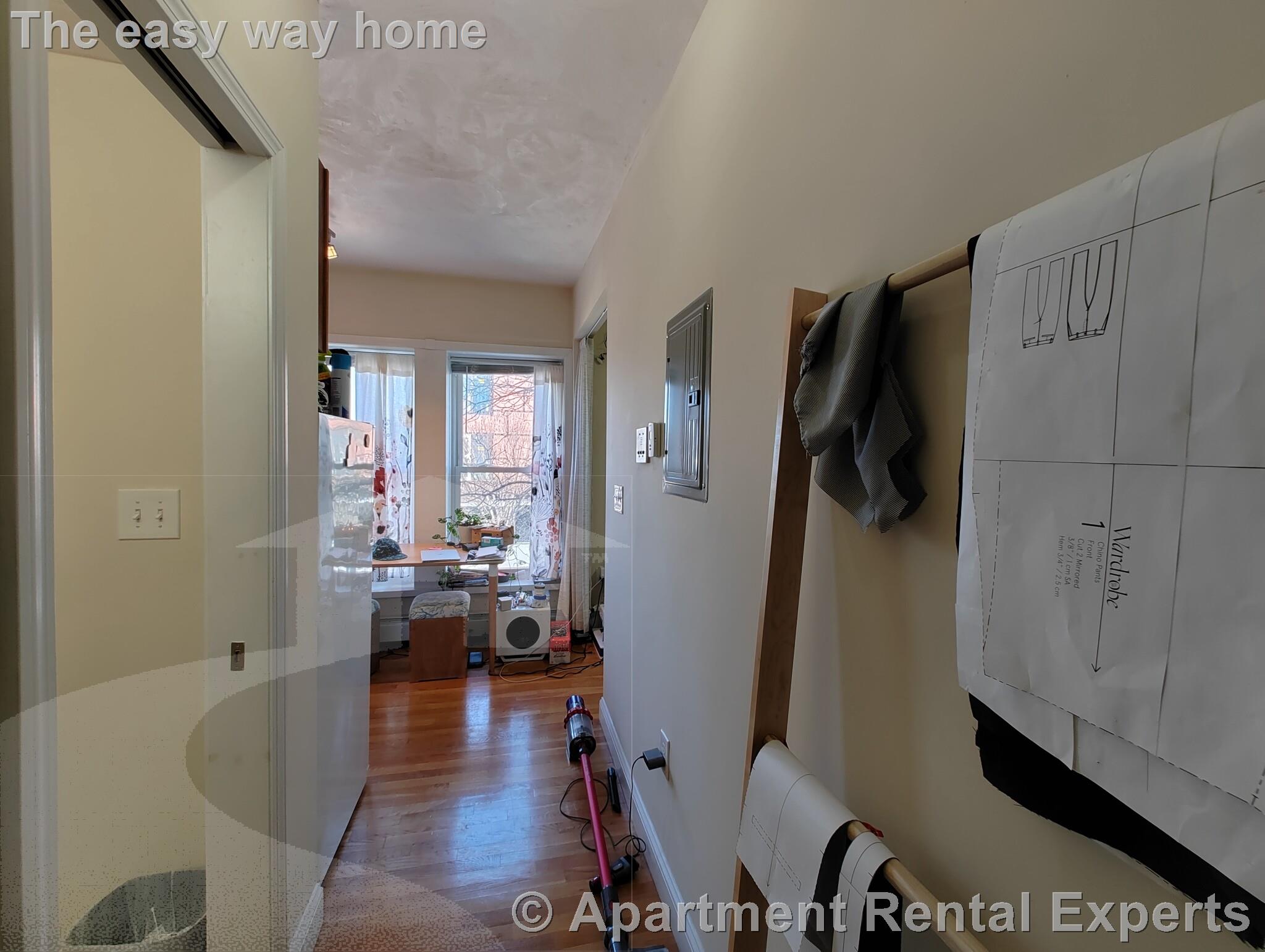 1056 Cambridge St, East Cambridge