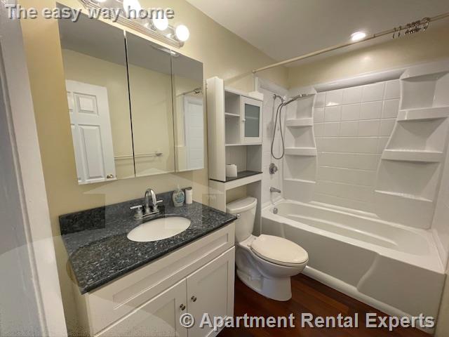 251 Central Ave, Medford Square