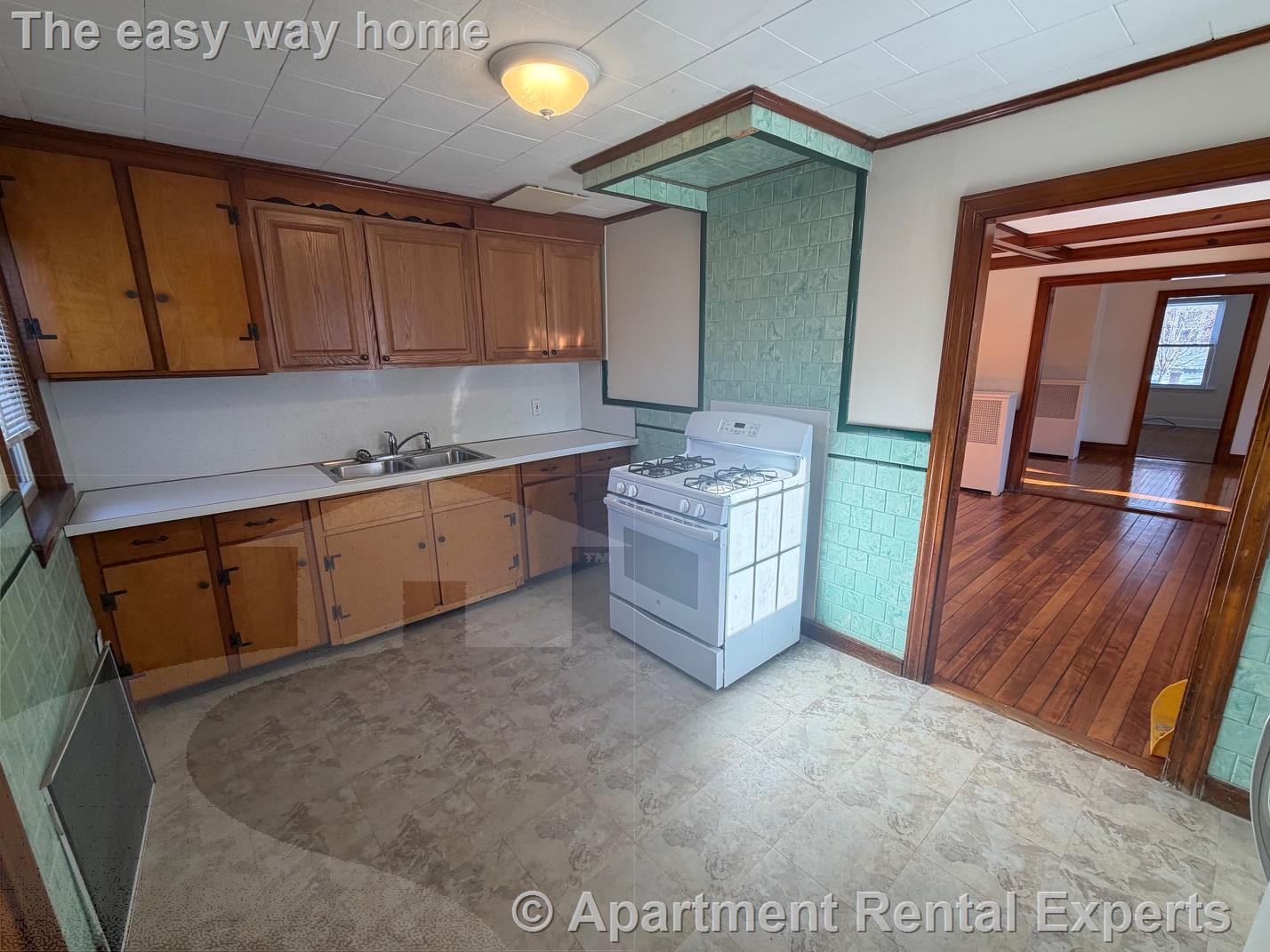 23 Ashland St, Malden Center