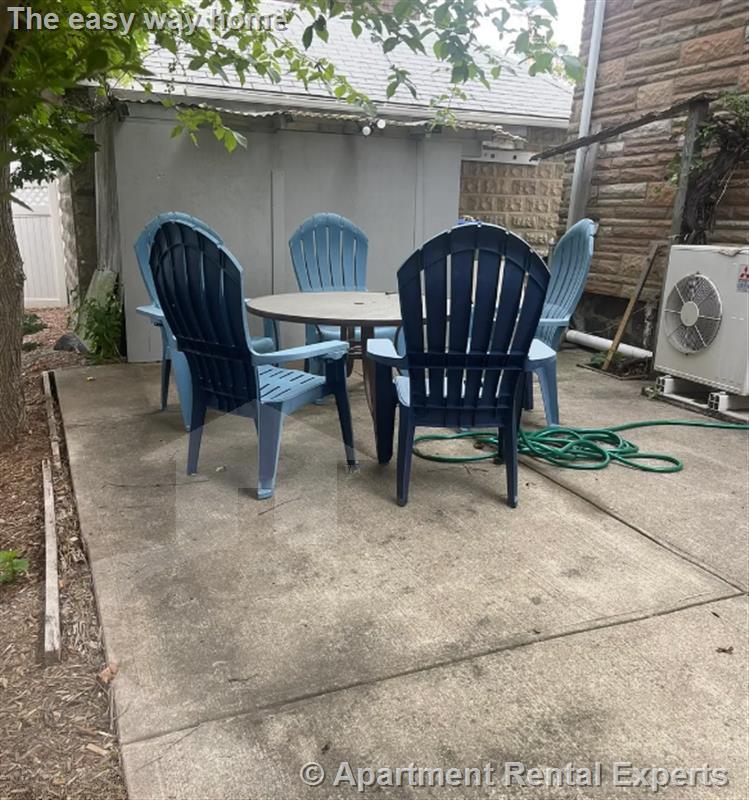 123 Winthrop St, Tufts