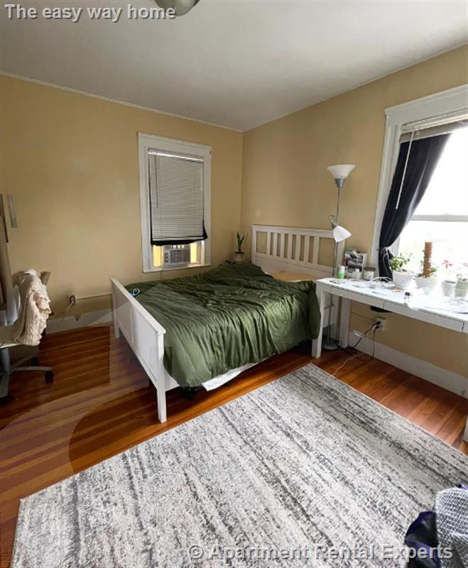 123 Winthrop St, Tufts