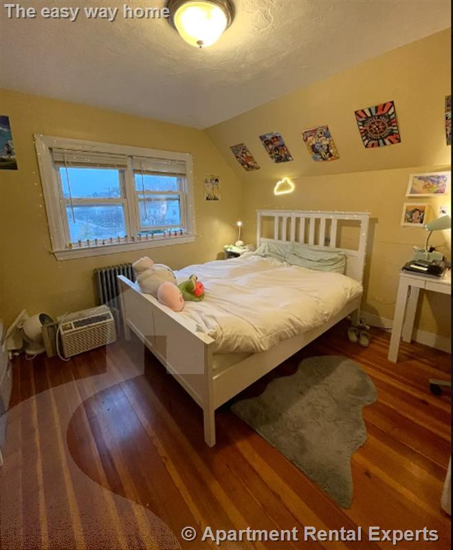 123 Winthrop St, Tufts