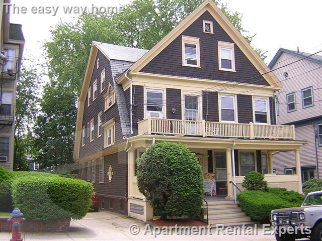 81 College Ave, Davis Square