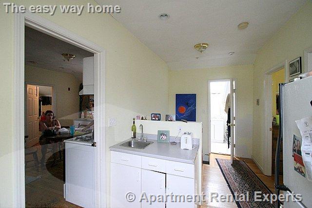 647 Cambridge St, East Cambridge