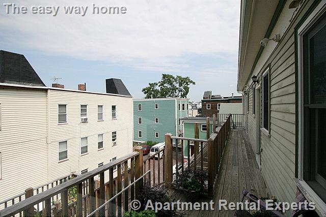 345 Columbia St, Inman Square