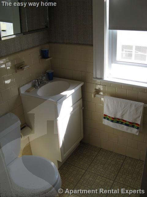 57 Bromfield Rd, Tufts