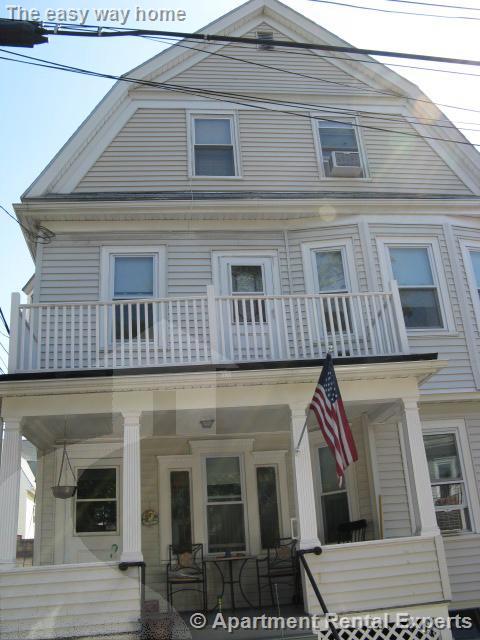 57 Bromfield Rd, Tufts