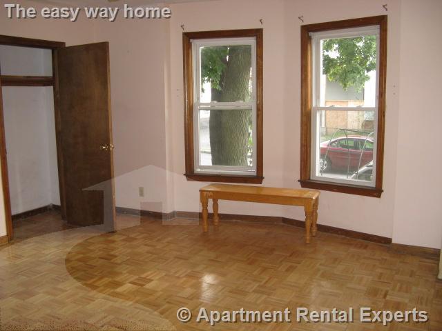 15 Liberty Ave, Magoun Square