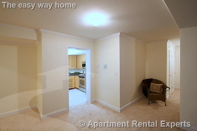 60 Brattle St, Harvard Square