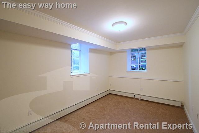 60 Brattle St, Harvard Square