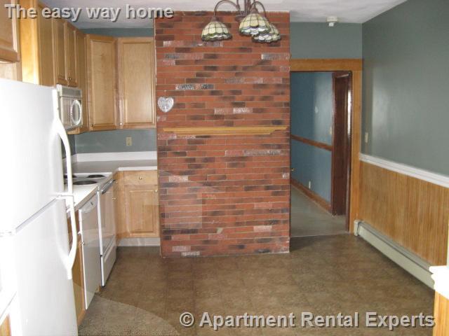 24 Burget Ave, Tufts