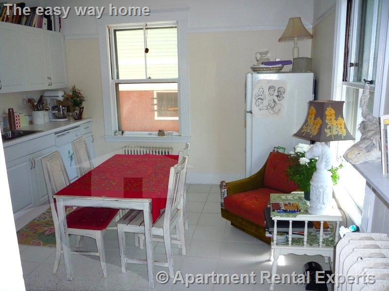 81 College Ave, Davis Square