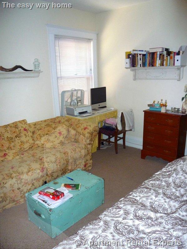 81 College Ave, Davis Square