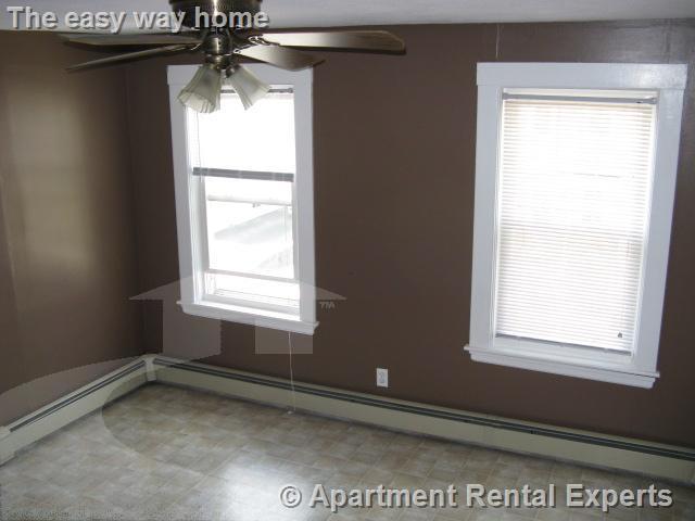 24 Burget Ave, Tufts