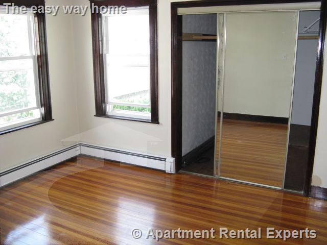 24 Burget Ave, Tufts