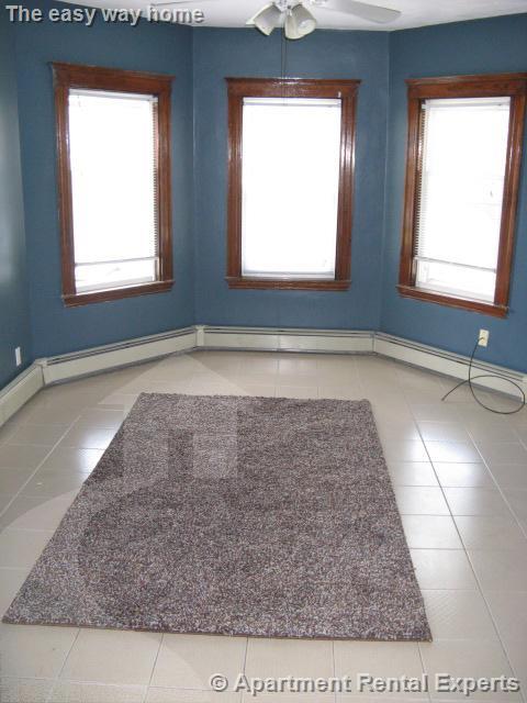 24 Burget Ave, Tufts