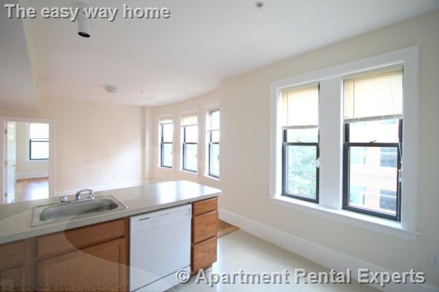 881 Massachusetts Ave, Central Square