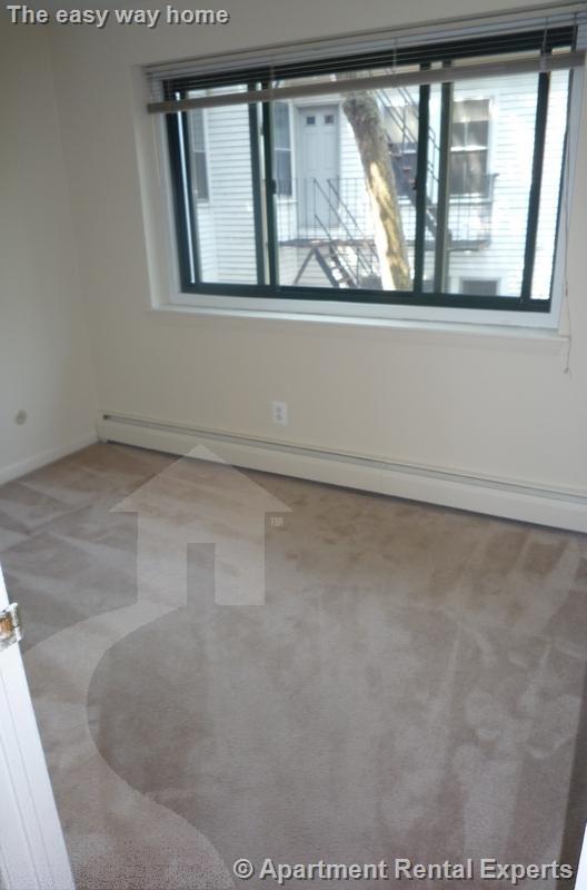 375 Harvard St, Harvard Square