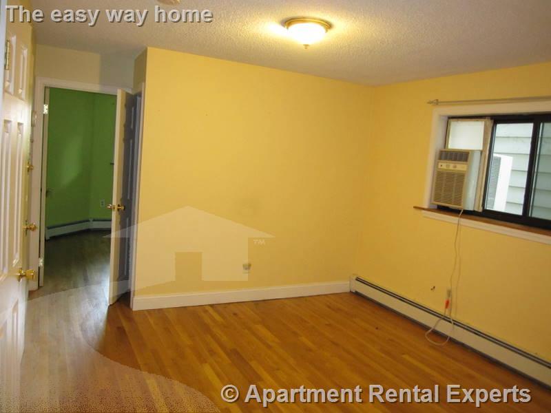 11 Pine St, Central Square