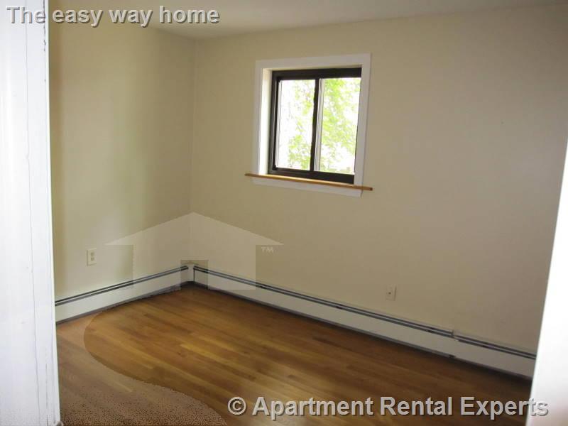 11 Pine St, Central Square