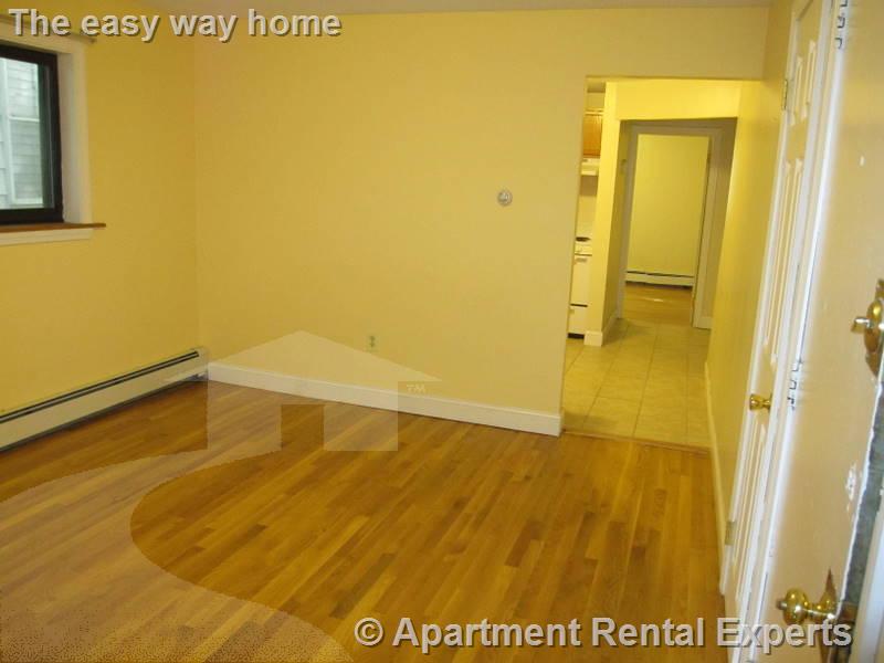 11 Pine St, Central Square