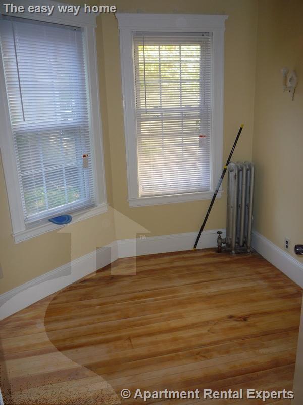 158 Magazine St, Cambridgeport