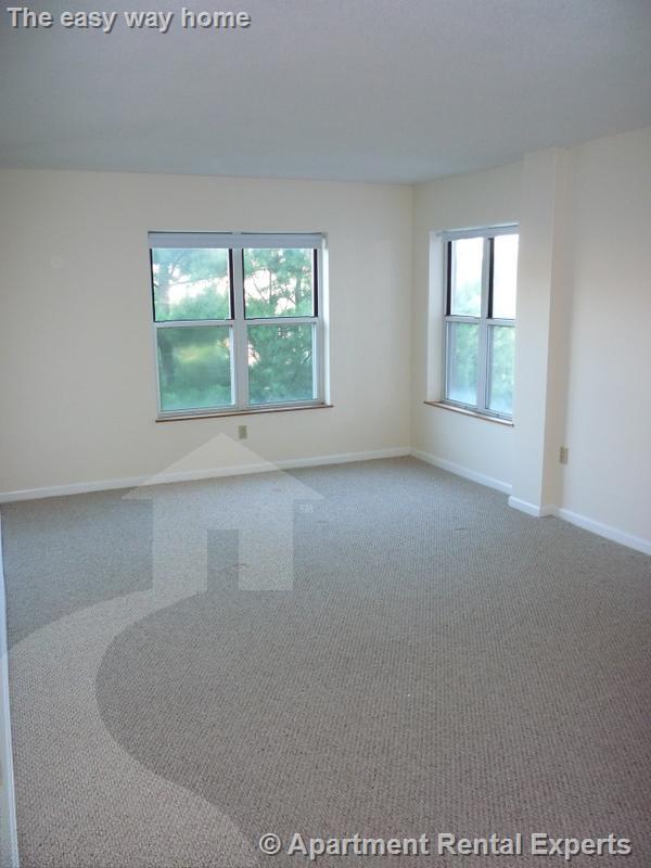 345 Franklin St, Central Square