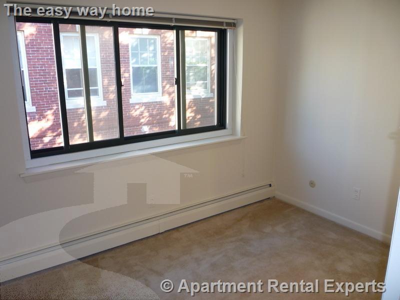 375 Harvard St, Harvard Square