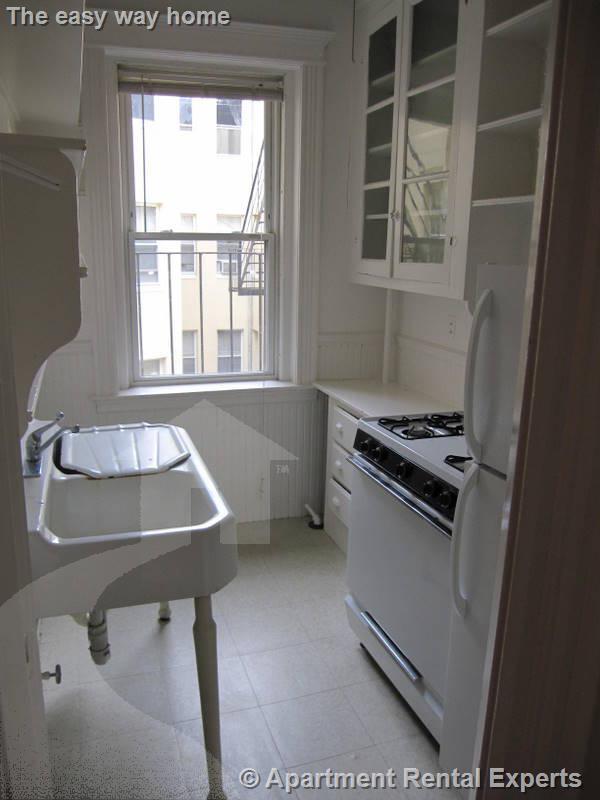 72 Kirkland St, Harvard Square