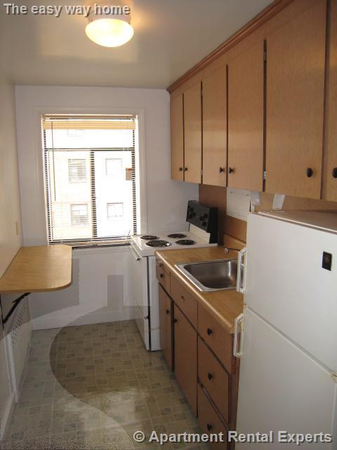 276 Massachusetts Ave, East Arlington