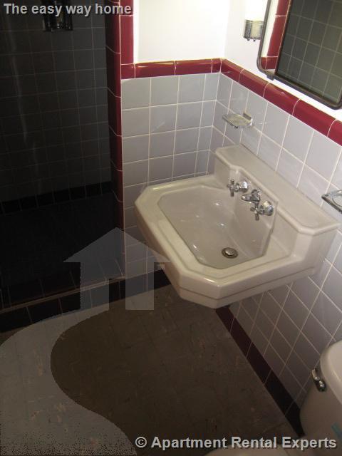 276 Massachusetts Ave, East Arlington