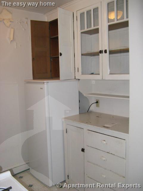 119 College Ave, Davis Square