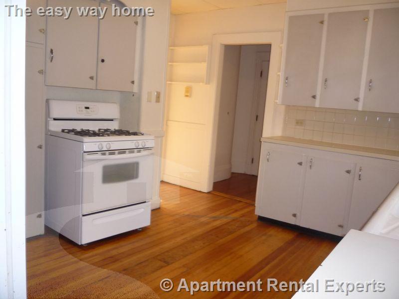 147 Willow Ave, Davis Square