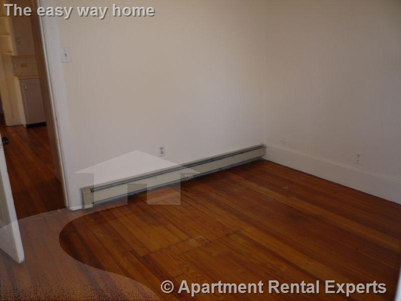 147 Willow Ave, Davis Square