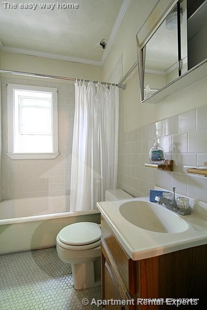 4 Cogswell Ave, Porter Square