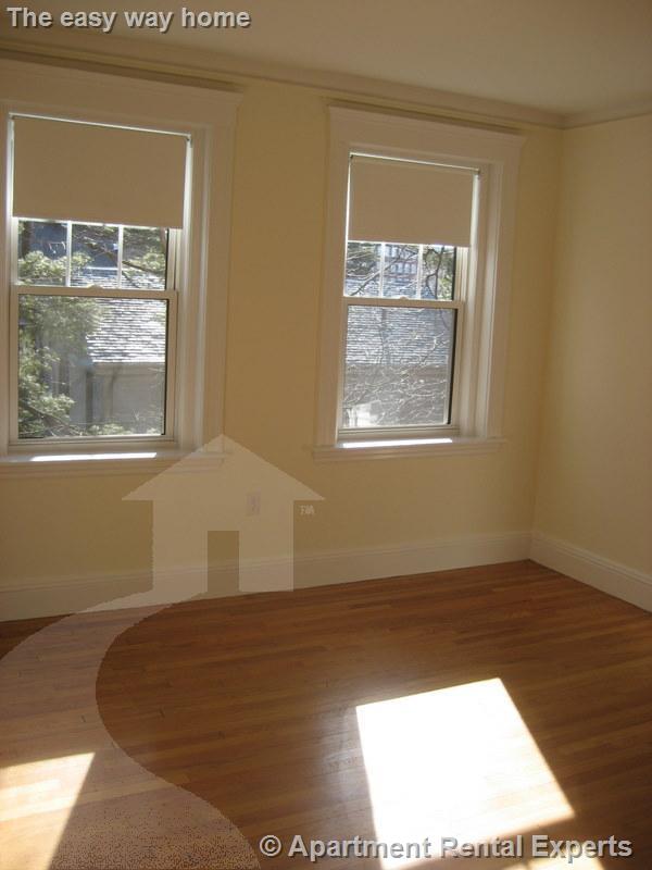 24 Chauncy St, Harvard Square