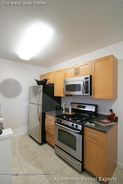 60 Brattle St, Harvard Square