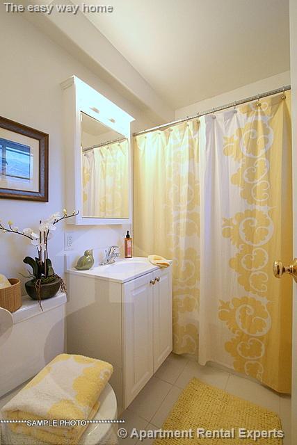 60 Brattle St, Harvard Square